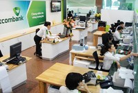 Lãnh đạo Vietcombank khẳng định, khoản tiền một cán bộ được nhận vào dịp Tết nhiều nhất không quá 100 triệu đồng nhưng cũng có người chỉ vài ba triệu.