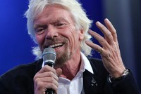 Tỷ phú Richard Branson tại cuộc gặp gỡ thường niên CGI 2105 ở New York. (Nguồn: Adam Jeffery, CNBC)