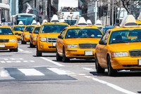 Taxi vàng ngược xuôi trên các nẻo đường New York. Ảnh: Deposit photo.