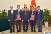 Phó Thủ tướng, Bộ trưởng Ngoại giao Phạm Bình Minh và các nhân sự vừa được bổ nhiệm. Ảnh báo Quốc tế