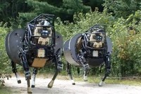 Chú chó robot khổng lồ của quân đội Mỹ