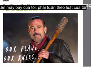 Mạng xã hội chế ảnh phản đối hãng hàng không kéo lê khách gốc Việt