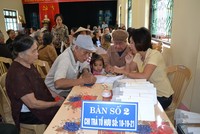 Việc chi trả lương hưu hiện nay chủ yếu là bằng tiền mặt