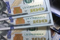 Sáng 19/4, sau 2 ngày lao dốc, vàng ổn định trở lại, tỷ giá USD trái chiều