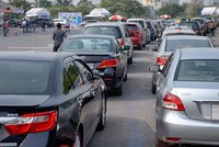 Bộ Tài chính: Không tăng phí trước bạ ôtô lên 50%