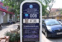 Hà Nội: Người dân lúng túng khi sử dụng công nghệ đỗ xe thông minh