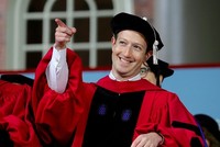 Mark Zuckerberg tin rằng xác định mục đích rõ ràng khiến cuộc đời mỗi người đi theo hướng mình mong muốn. Ảnh: AP