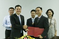 VNDIRECT và Home Direct ký kết hợp tác “Giới thiệu Dịch vụ Bảo hiểm Trực tuyến”