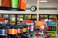 Các ông lớn chờ 'so găng' với 7-Eleven