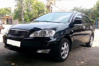 Toyota Altis cũ - một trong những dòng xe giữ giá nhất.