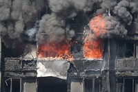 Hình ảnh đầu tiên bên trong chung cư ở London sau khi lửa tàn