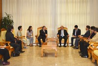 Thủ tướng đánh giá cao việc TCC Holdings đã nộp khoản thuế 100 triệu USD cho Việt Nam.