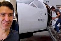 Curt von Badinski di chuyển đến chỗ làm mỗi ngày bằng máy bay