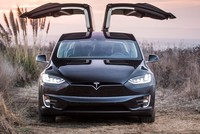 Tesla Model X - siêu xe điện của đại gia Sài Gòn