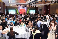 Đông đảo khách hàng đến tham dự sự kiện giới thiệu dự án nhà liên kế 2 sân vườn Rosita Garden.