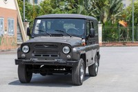 Hình ảnh chi tiết UAZ Hunter bản máy dầu mới tại Việt Nam