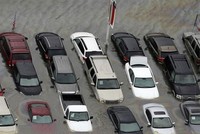 So với 250.000 xe trở thành phế liệu sau khi bão Sandy trút xuống New York và New Jersey hồi năm 2012, bão Harvey gây ra hậu quả gấp đôi. Ảnh: Carbuzz.