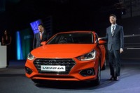 Mẫu xe sedan hạng B của Hyundai vừa chính thức "trình làng" phiên bản mới tại thị trường Ấn Độ.