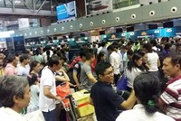 Trong trường hợp chuyến bay bị chậm từ 3h, các hãng hàng không phải phục vụ hành khách ăn uống. Ảnh minh họa: Phương Sơn