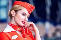 Màn tán tỉnh tiếp viên hàng không hài hước nhất trên máy bay