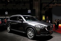 Mazda CX-8 sẽ tới tay khách hàng Nhật Bản với mức giá tương đương 36.000 USD.