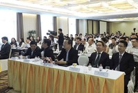 Chuyên gia PHS: Nên nắm giữ cổ phiếu ngành hàng tiêu dùng, chăm sóc sức khoẻ và hàng không