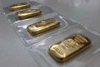 Giá vàng hôm nay (3/5): Đảo chiều tăng nhẹ