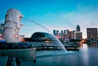 Chính phủ Singapore cho biết tiền thưởng là cam kết chia sẻ thành quả phát triển kinh tế của chính quyền tới người dân. Ảnh: Singapore Travel.