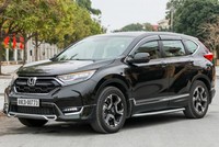 Honda CR-V tại Hà Nội, mẫu xe nhập khẩu nguyên chiếc từ Thái Lan.