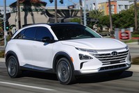 Hyundai Nexo - crossover dùng nhiên liệu hydro đã bắt đầu bán ra tại Mỹ.