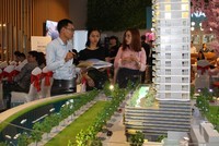 Hiện cả nước có khoảng 300.000 người hoạt động trong lĩnh vực môi giới bất động sản (ảnh minh họa)