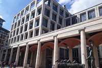  Đường đến sàn chứng khoán TOP 3 toàn cầu