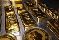 Giá vàng hôm nay ngày 25/12: Giá vàng trong nước tăng vọt 200.000 đồng/lượng