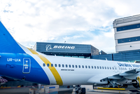 Một máy bay của Ukraine International Airlines. Ảnh: Internet.