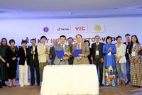 TikTok và VACHE kí kết hợp tác và phát động chương trình truyền thông "Kiến thức phòng dịch".