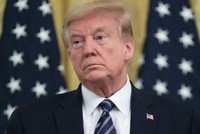 Tổng thống Trump tại cuộc họp báo ở Nhà Trắng ngày 30/4. Ảnh: Reuters.