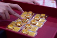 Giá vàng hôm nay ngày 29/12: Giá vàng trong nước diễn biến trái chiều