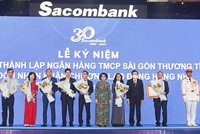 Sacombank đón nhận Huân chương Lao động hạng nhì vào dịp kỷ niệm 30 năm thành lập