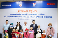 Lễ trao tặng kinh phí điều trị và quà dinh dưỡng hỗ trợ bệnh nhi ung thư có hoàn cảnh khó khăn tại TP.HCM.