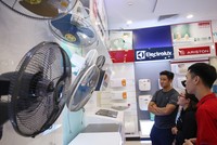 Kỳ vọng vào “làn gió mát” từ sức cầu và cơ chế hỗ trợ lĩnh vực tín dụng tiêu dùng.