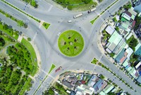 Các địa phương đang ngày càng đóng vai trò quan trọng trong việc phát triển hạ tầng và kinh tế.