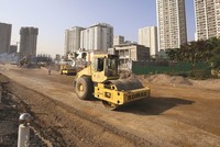 Đẩy mạnh triển khai các dự án giao thông trọng điểm sẽ tạo ra nhu cầu lớn về vật liệu xây dựng.