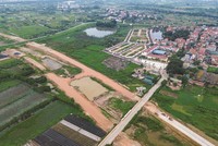 Giá đất nhiều khu vực vùng ven Hà Nội tăng cao bất thường sau các cuộc đấu giá đất. Ảnh: Dũng Minh.
