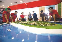 Các môi giới cá nhân dần có sự điều chỉnh để phát triển sự nghiệp theo hướng bền vững và chuyên nghiệp hơn.