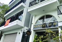 Quận Tây Hồ (Hà Nội) là nơi mô hình căn hộ dịch vụ nở rộ. Ảnh: Bình Minh.