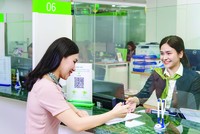 VCBS phối hợp với ngân hàng mẹ Vietcombank phát triển nhiều sản phẩm và dịch vụ tích hợp cho khách hàng.