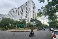 Hàng trăm căn hộ tại chung cư Opal Riverside đã được bàn giao từ năm 2018, nhưng đến nay người dân vẫn chưa được cấp giấy chứng nhận quyền sở hữu nhà. Ảnh: Việt Dũng.