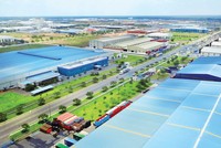 Sự hiện diện của các tập đoàn hàng đầu thế giới đang thúc đẩy nhu cầu phát triển các khu công nghiệp chuyên biệt. Ảnh: Lê Toàn.