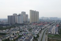 Giá căn hộ tại những đô thị lớn như Hà Nội, TP.HCM không ngừng leo thang. Ảnh: Dũng Minh.