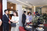 Tại Việt Nam, hầu hết người mua nhà đều có yếu tố đầu tư. Ảnh: Lê Toàn.